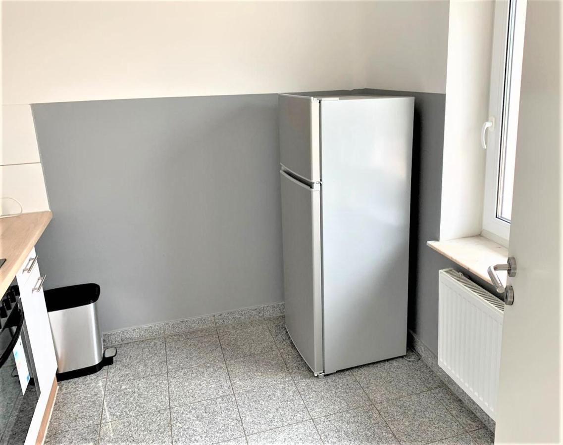Apartment Voll Moebeliert Mit Balkon Brême Extérieur photo